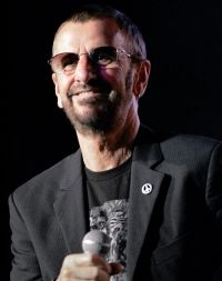Vai alle frasi di Ringo Starr